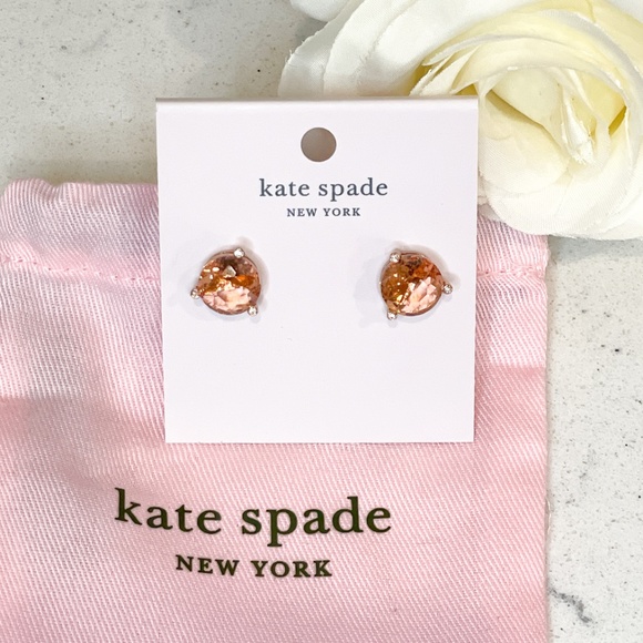 NWT Kate Spade Rise and Shine Light Peach Brilliant Statements Tri-Prong Studs - Picture 6 of 6